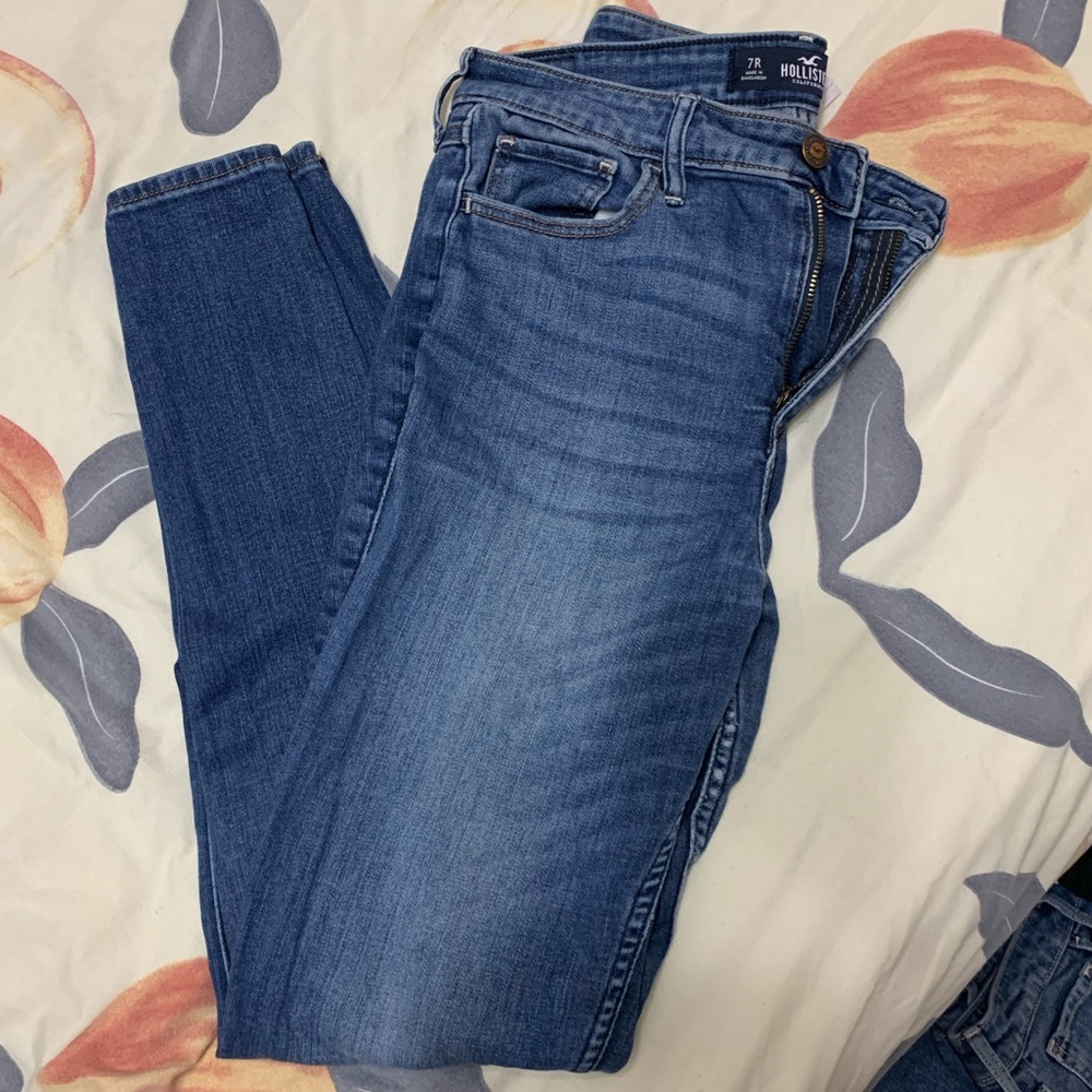 Hollister high rise super skinny blue jeans